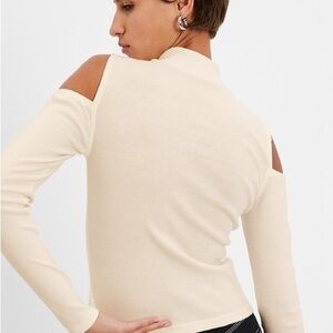 Mockneck Rib Cold Shoulder Top